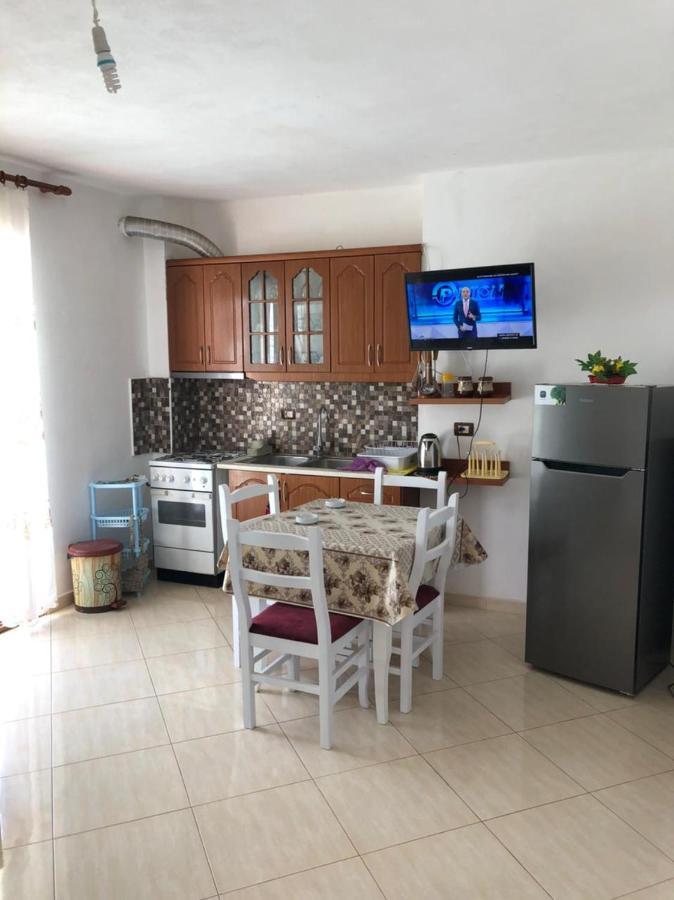 Teo Apartment Саранда Екстер'єр фото