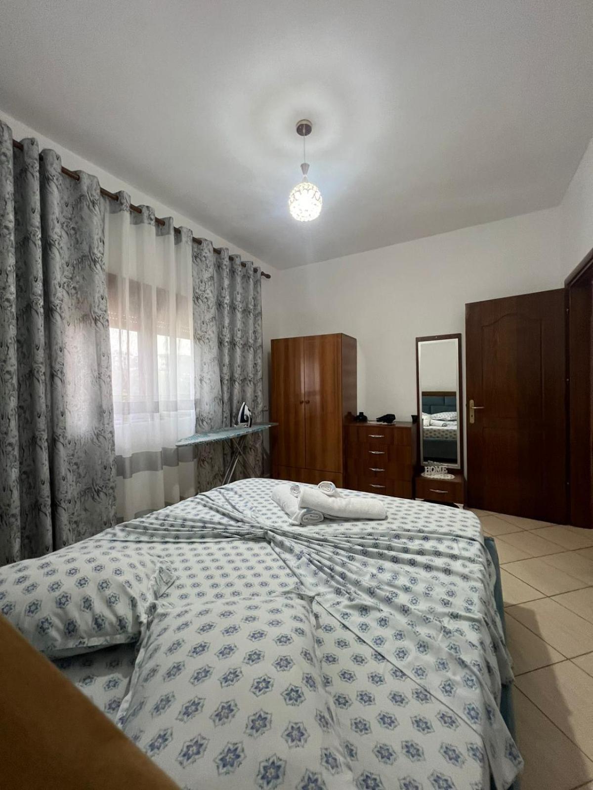 Teo Apartment Саранда Екстер'єр фото