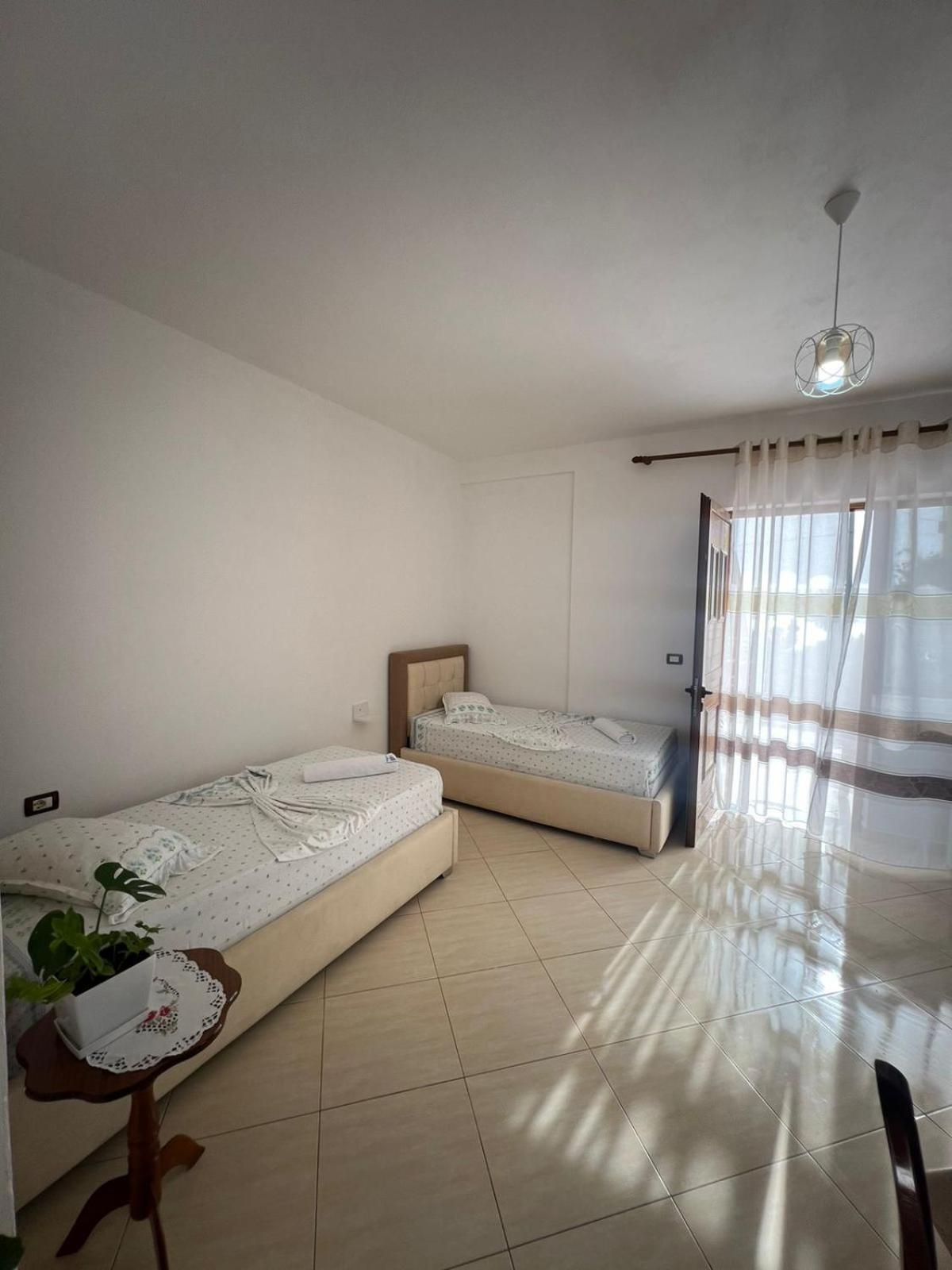 Teo Apartment Саранда Екстер'єр фото