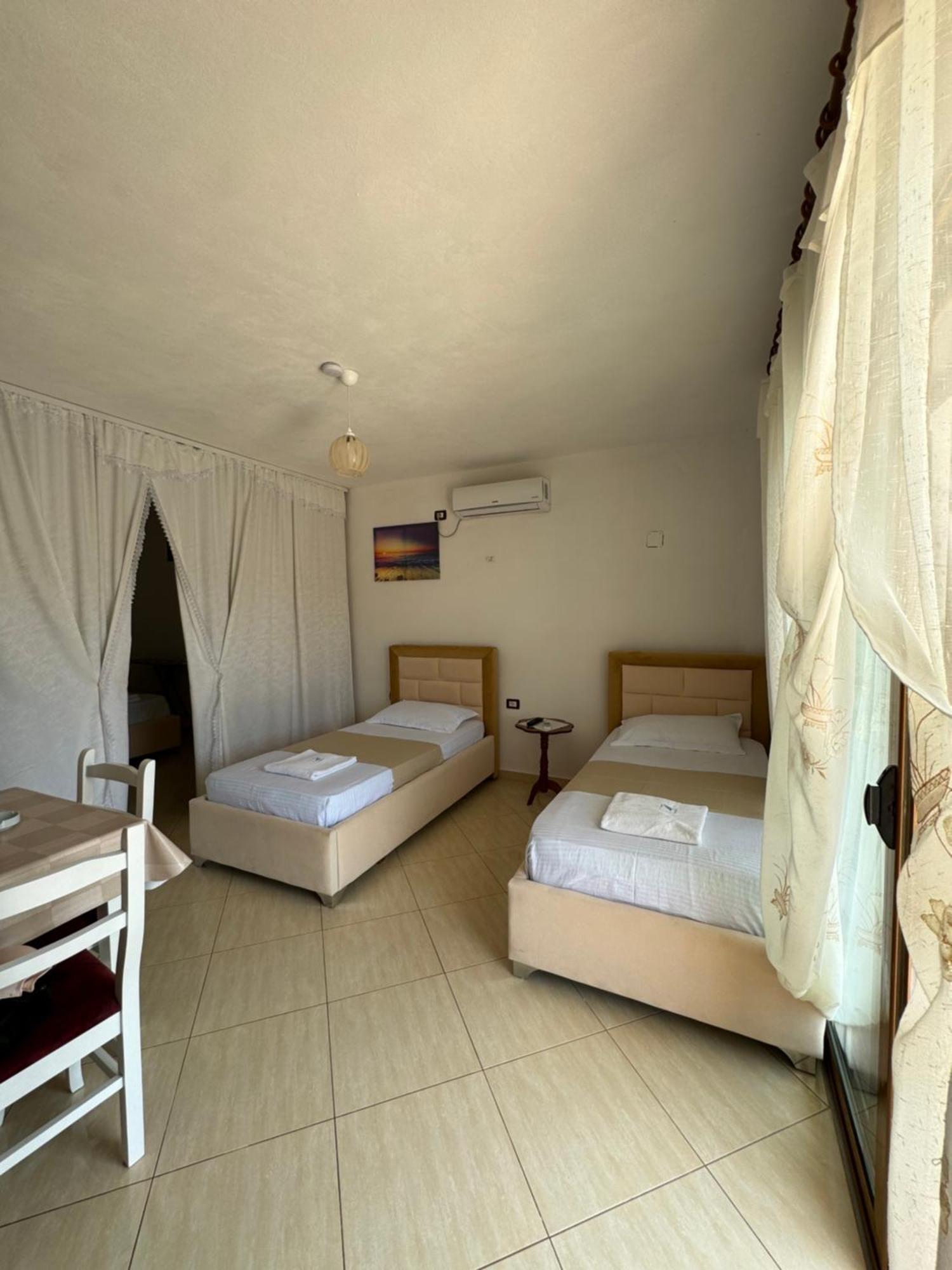 Teo Apartment Саранда Екстер'єр фото