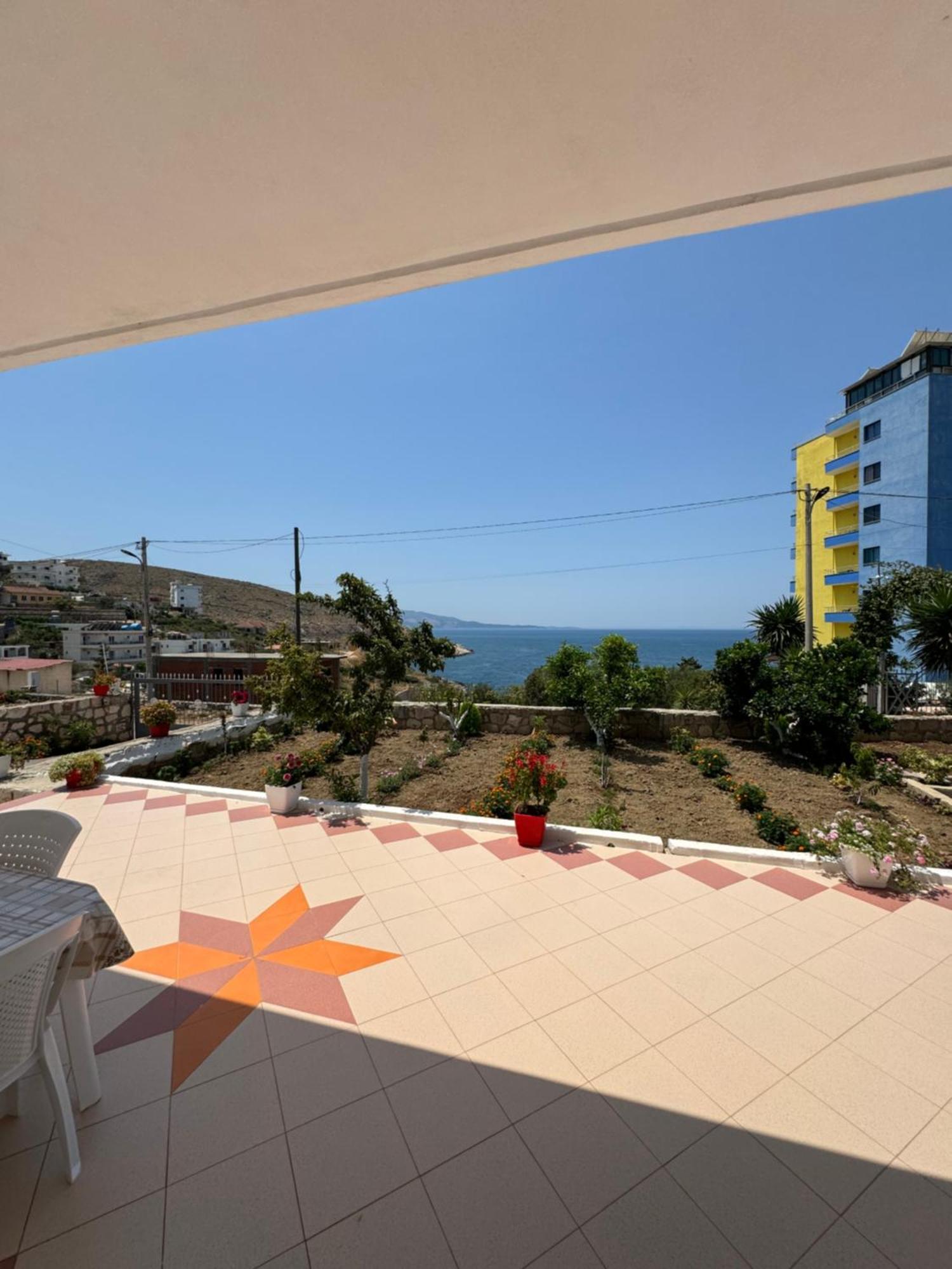 Teo Apartment Саранда Екстер'єр фото