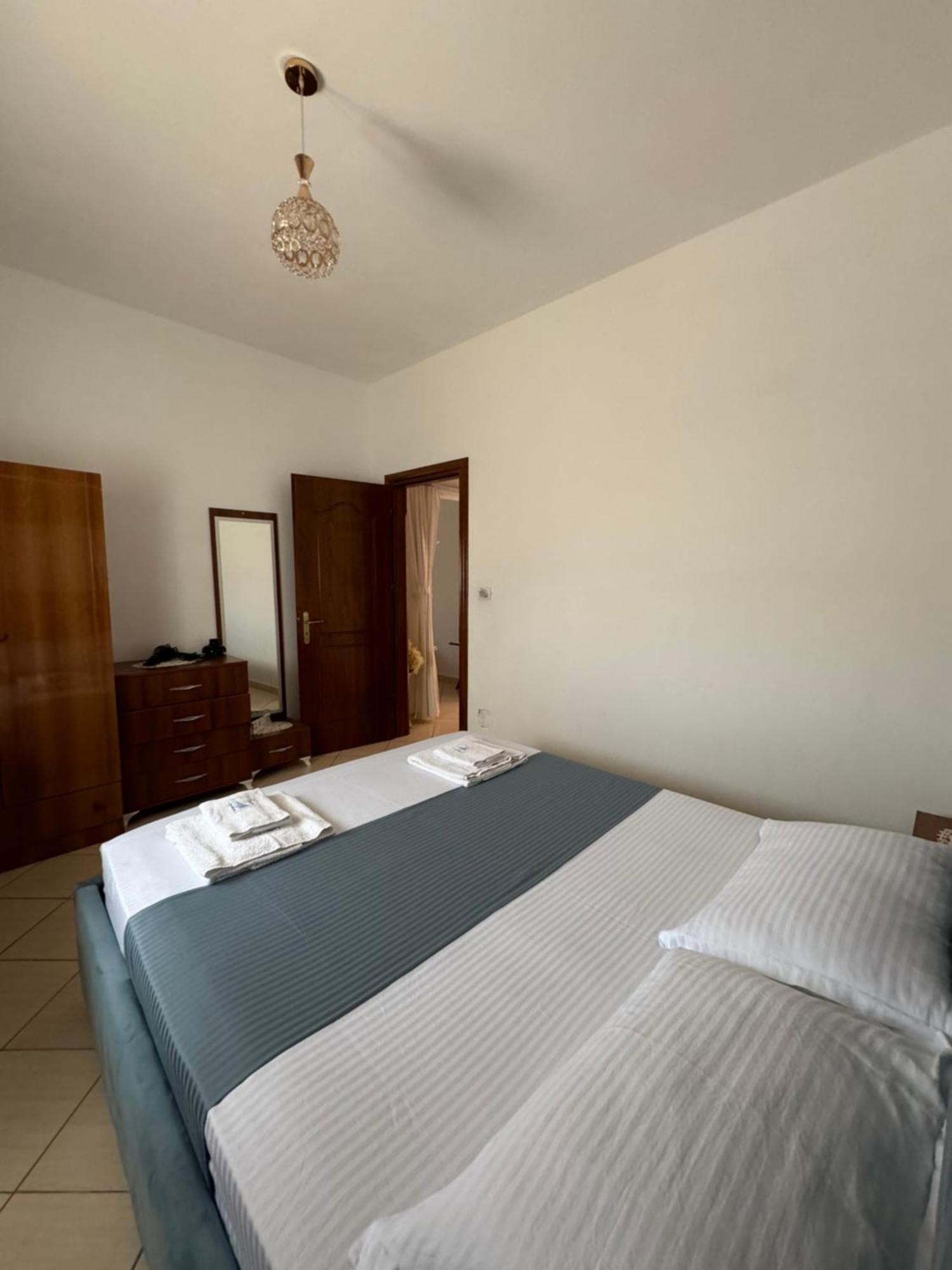 Teo Apartment Саранда Екстер'єр фото