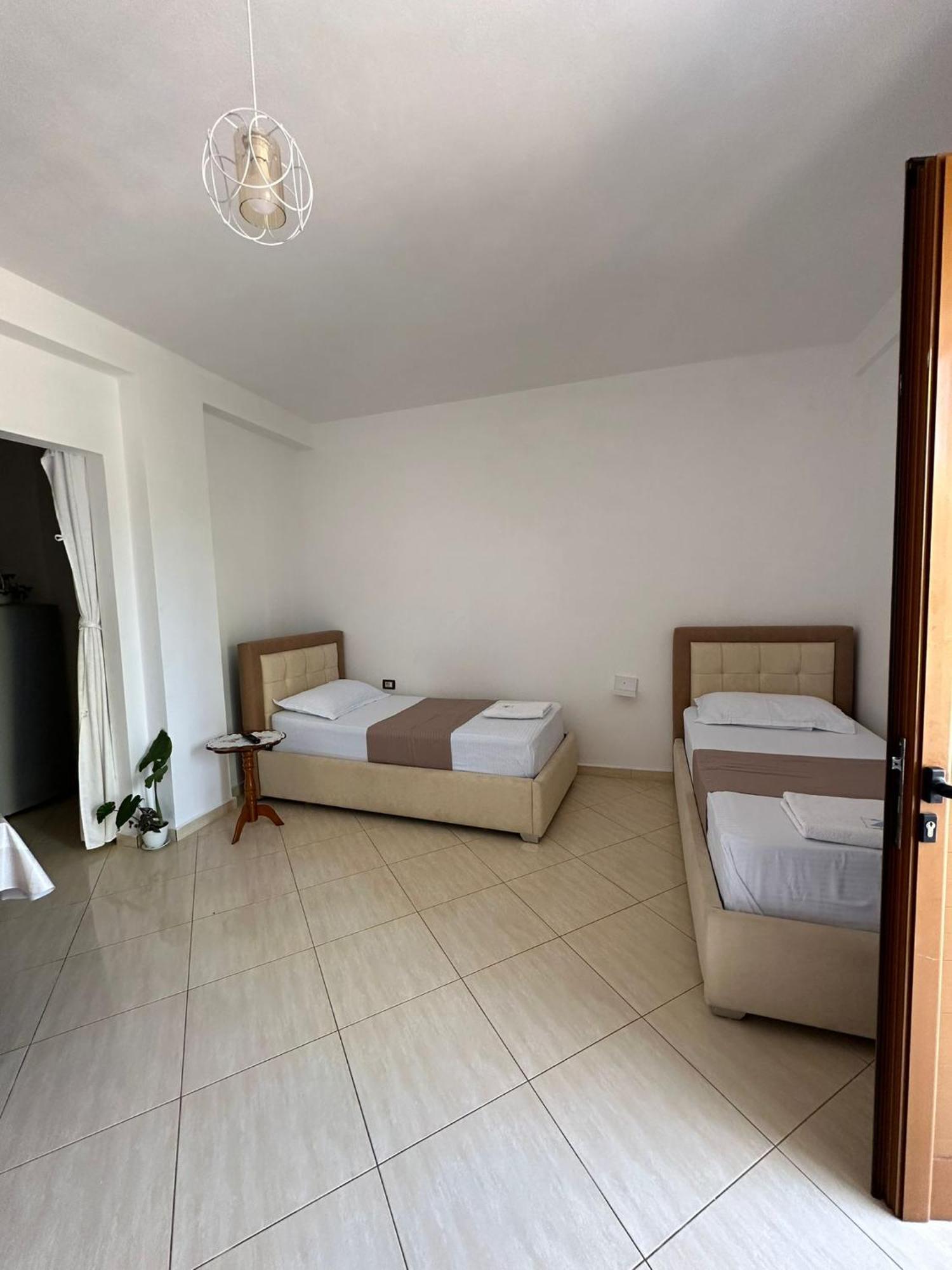 Teo Apartment Саранда Екстер'єр фото